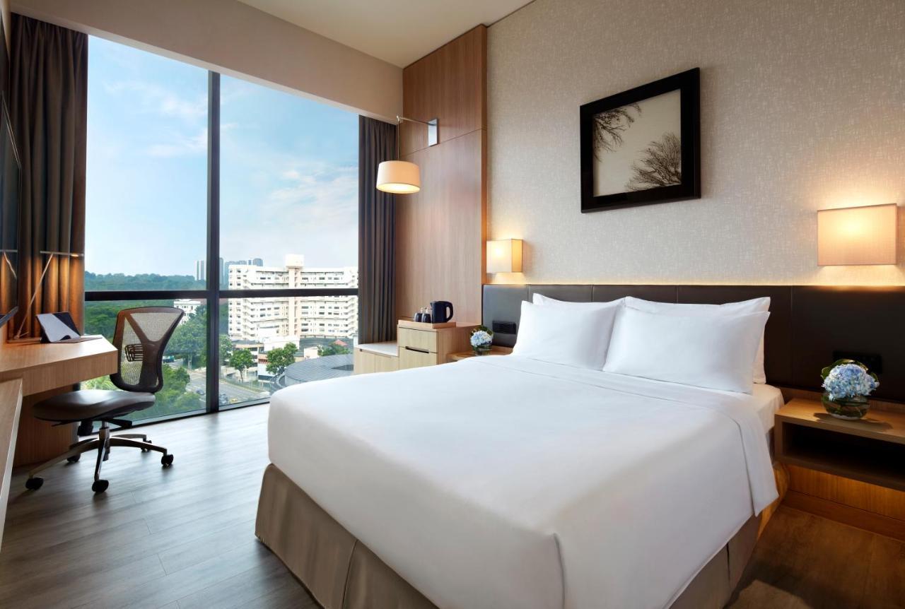 Momentus Hotel Alexandra Singapore Exteriör bild