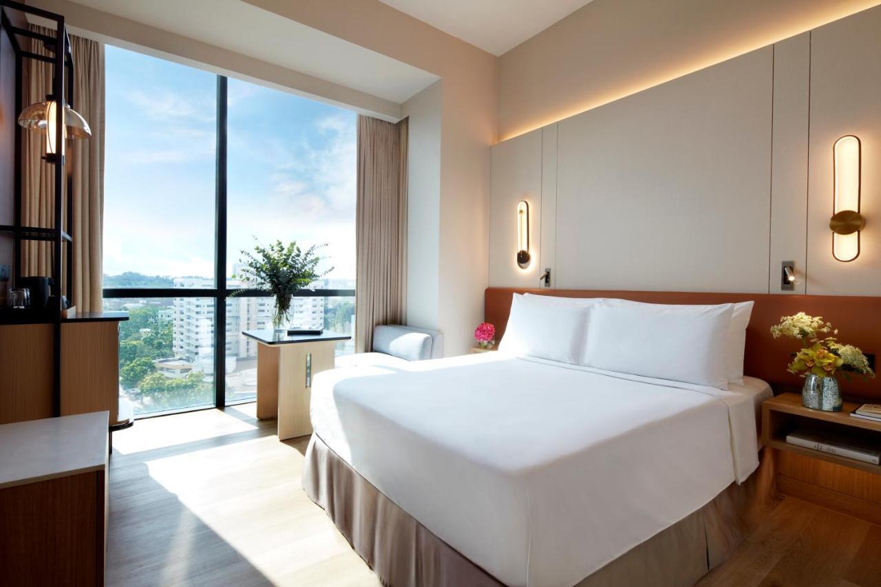 Momentus Hotel Alexandra Singapore Exteriör bild