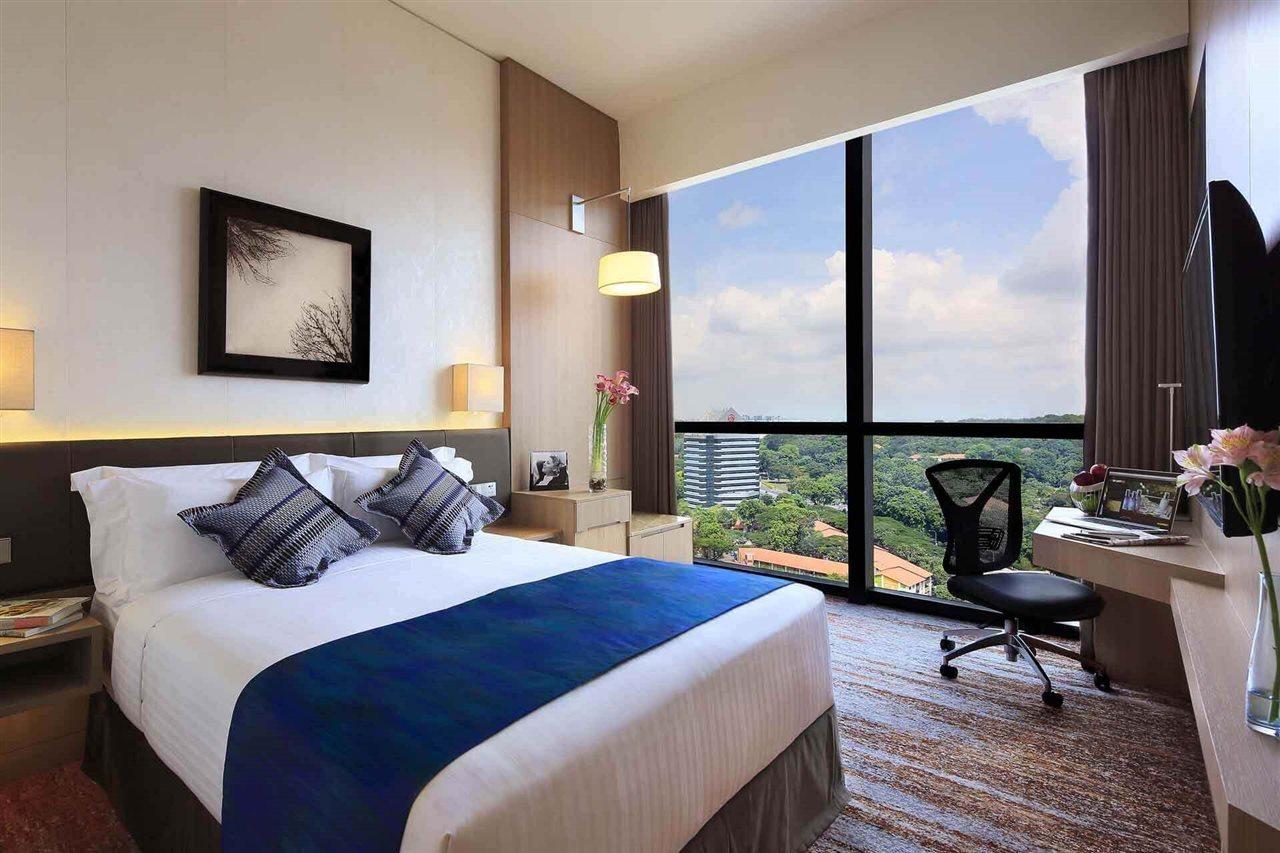 Momentus Hotel Alexandra Singapore Exteriör bild
