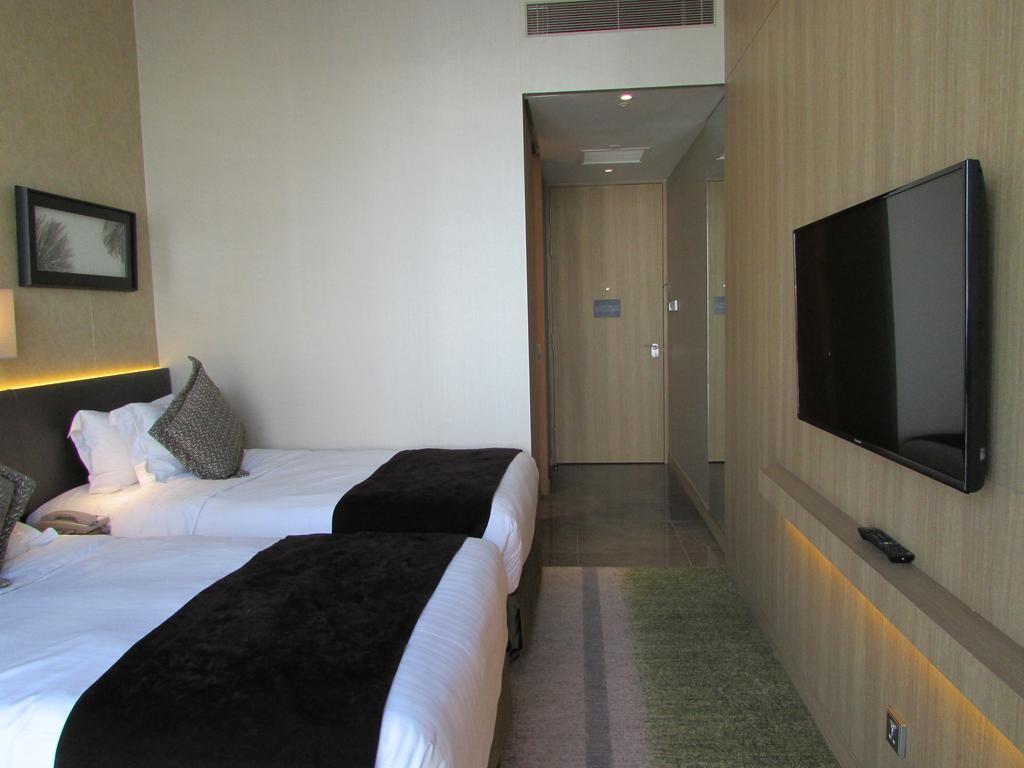 Momentus Hotel Alexandra Singapore Exteriör bild