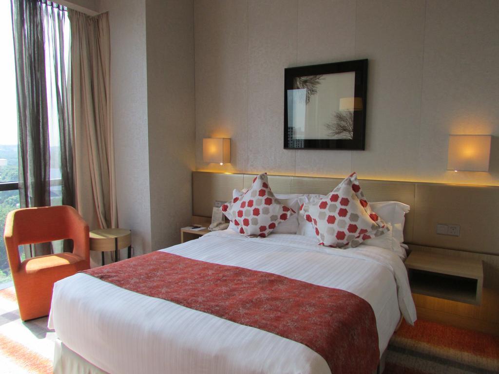 Momentus Hotel Alexandra Singapore Exteriör bild