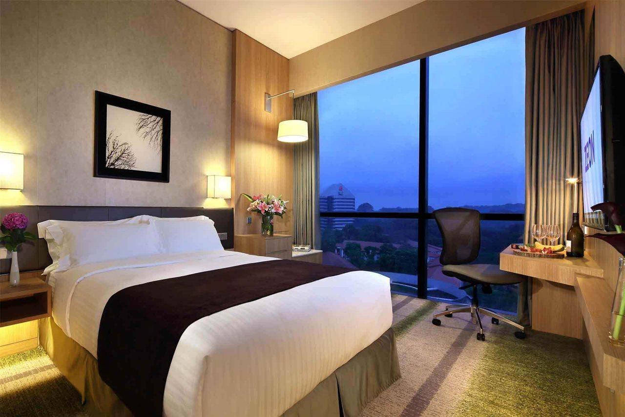 Momentus Hotel Alexandra Singapore Exteriör bild
